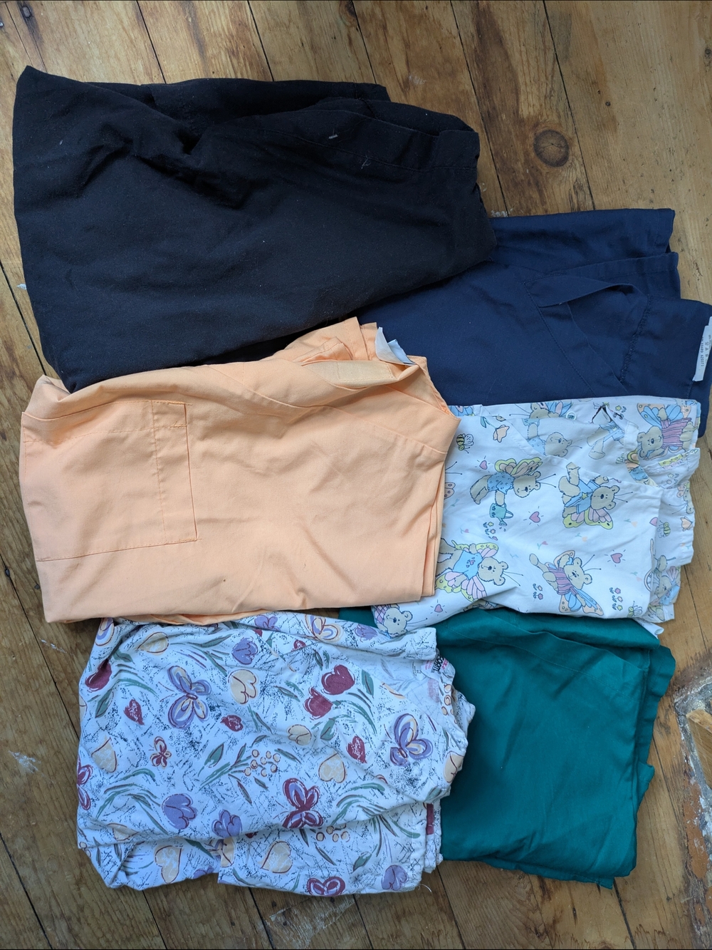 Vtg Women's Scrub Tops Size Small Set Of 6 Various Styles Brands & Colors